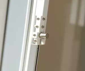Ile kosztuje regulacja okna plastikowego