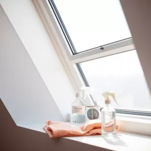 Jak myć okna dachowe VELUX
