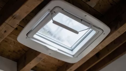 Nawiewnik do okna dachowego
