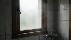 Jakie okno do łazienki wymiary